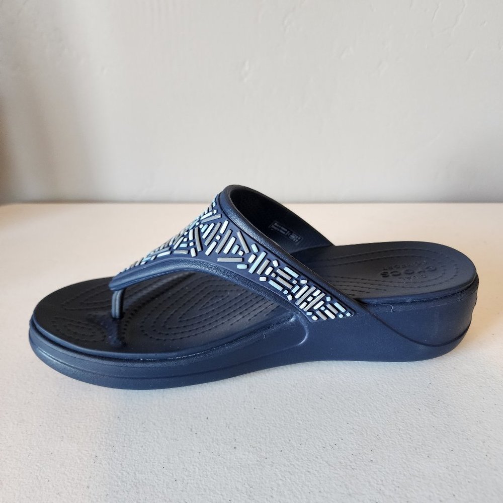 Crocs Wedge "LIKE NEW" - Picture 13 of 14